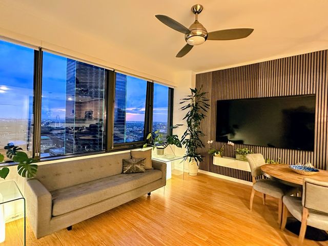 1200 Main Street 2402, Dallas, TX 75202
