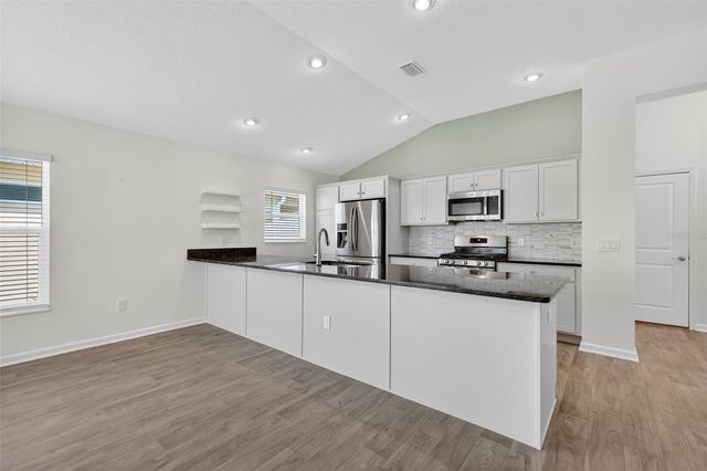 5548 MILLICAN AVENUE, The Villages, FL 32163