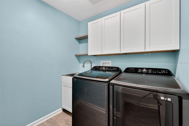 5548 MILLICAN AVENUE, The Villages, FL 32163