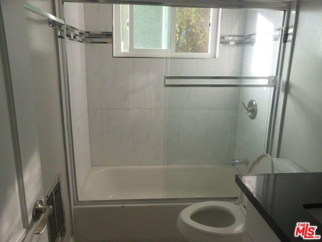 213 S Alexandria Avenue 10, Los Angeles, CA 90004