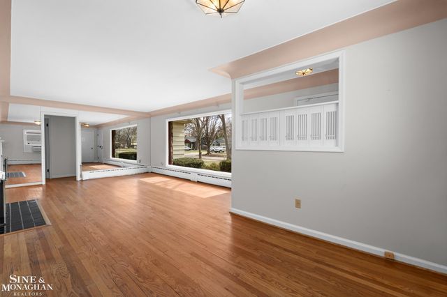 16240 Amherst Avenue, Beverly Hills, MI 48025