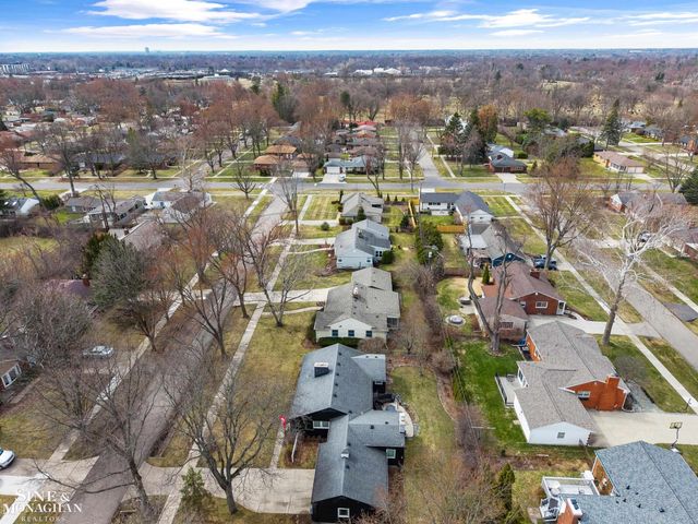 16240 Amherst Avenue, Beverly Hills, MI 48025