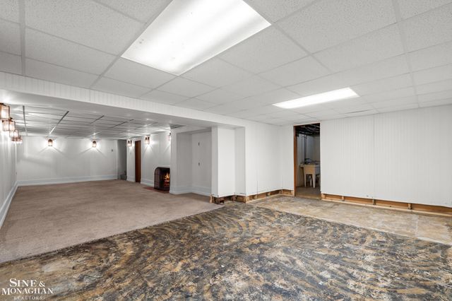 16240 Amherst Avenue, Beverly Hills, MI 48025