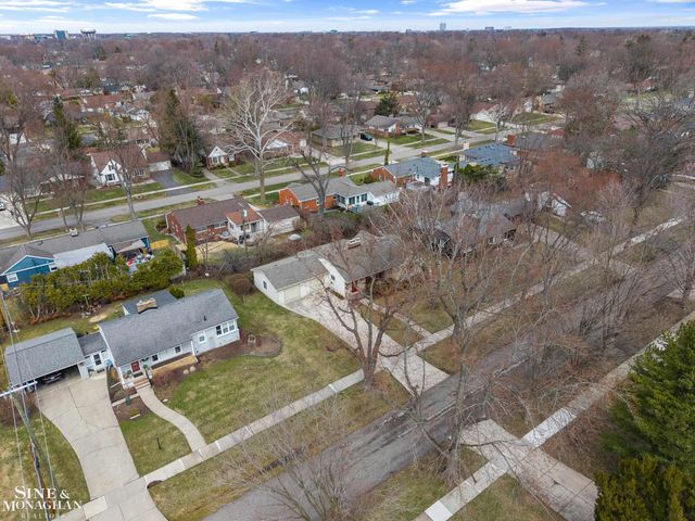 16240 Amherst Avenue, Beverly Hills, MI 48025