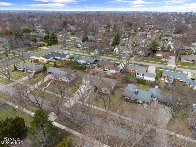 16240 Amherst Avenue, Beverly Hills, MI 48025