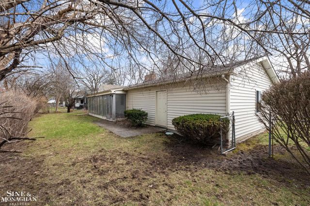 16240 Amherst Avenue, Beverly Hills, MI 48025