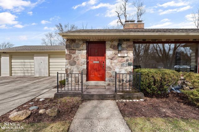 16240 Amherst Avenue, Beverly Hills, MI 48025