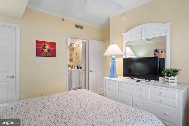 12101 ASSAWOMAN DR #203, Ocean City, MD 21842