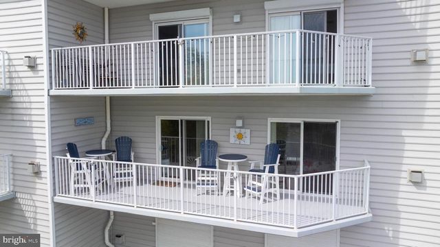 12101 ASSAWOMAN DR #203, Ocean City, MD 21842