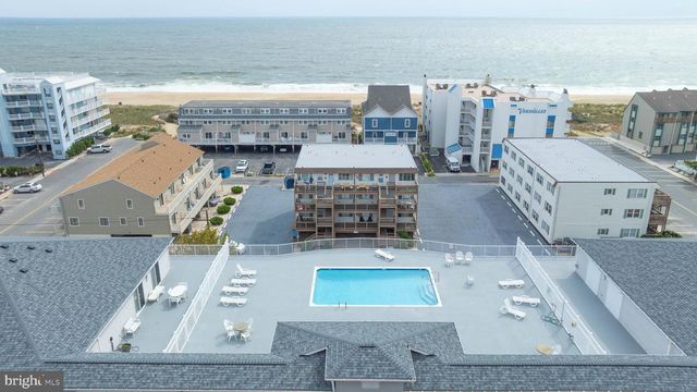 12101 ASSAWOMAN DR #203, Ocean City, MD 21842