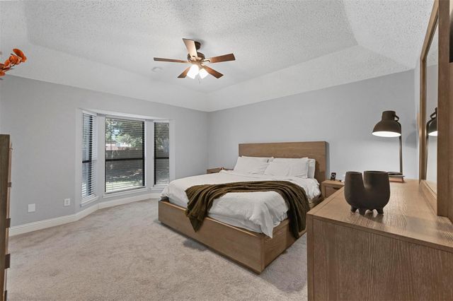 2530 Seven Hills Drive, Grand Prairie, TX 75052