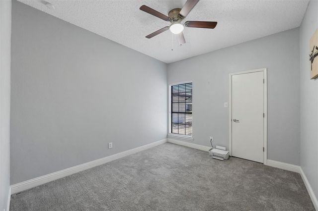 2530 Seven Hills Drive, Grand Prairie, TX 75052