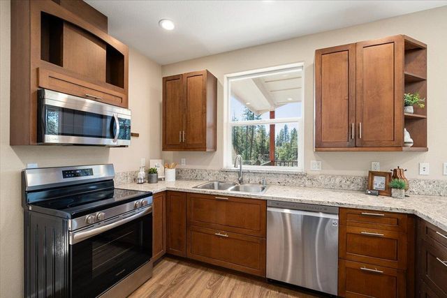 7021 Stope Ct, Placerville, CA 95667