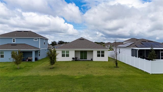 3060 SURAJ CIRCLE, Tavares, FL 32778