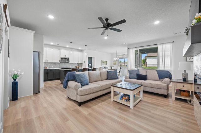 2245 S Nicole Cir, Andover, KS 67002