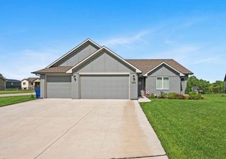 2245 S Nicole Cir, Andover, KS 67002