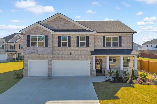 458 Blue Juniper Circle, Loganville, GA 30052