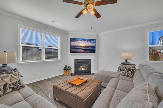 458 Blue Juniper Circle, Loganville, GA 30052