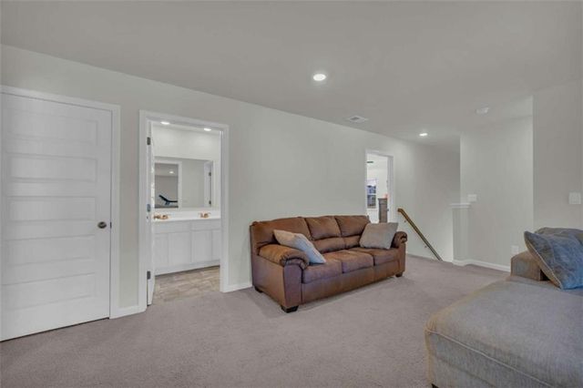 458 Blue Juniper Circle, Loganville, GA 30052