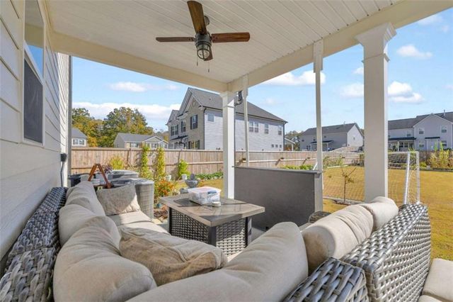 458 Blue Juniper Circle, Loganville, GA 30052