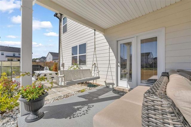 458 Blue Juniper Circle, Loganville, GA 30052