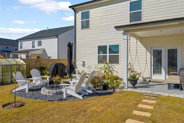 458 Blue Juniper Circle, Loganville, GA 30052