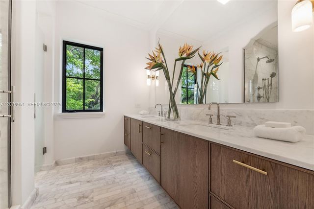 550 Malaga Avenue Villa 1, Coral Gables, FL 33134