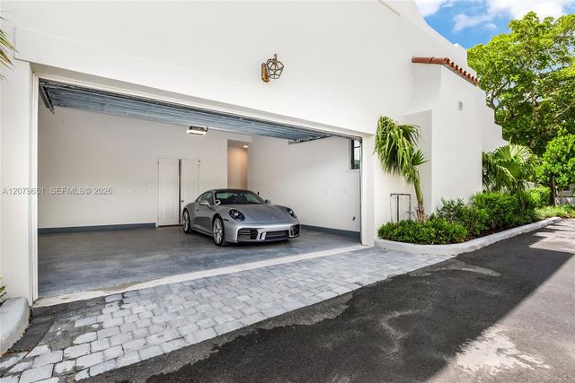 550 Malaga Avenue Villa 1, Coral Gables, FL 33134