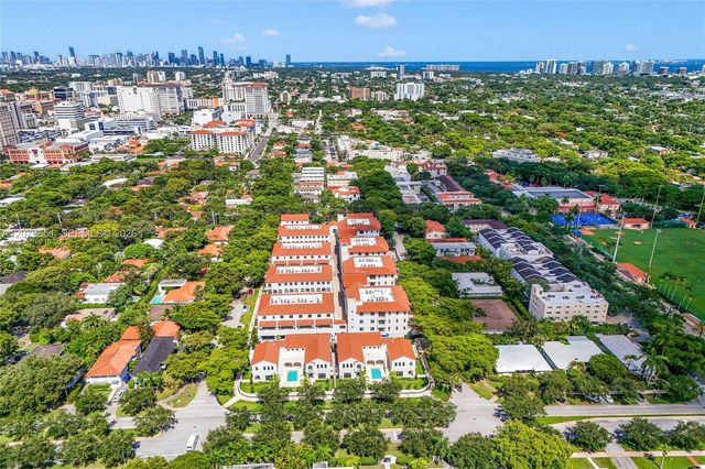 550 Malaga Avenue Villa 1, Coral Gables, FL 33134
