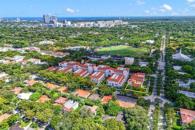 550 Malaga Avenue Villa 1, Coral Gables, FL 33134
