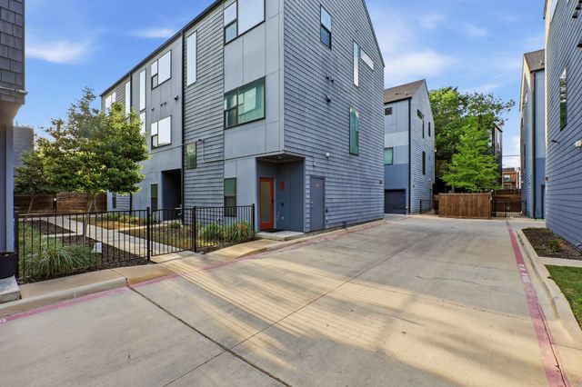 427 W 10TH Street Street 502, Dallas, TX 75208