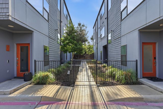 427 W 10TH Street Street 502, Dallas, TX 75208