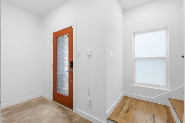 427 W 10TH Street Street 502, Dallas, TX 75208