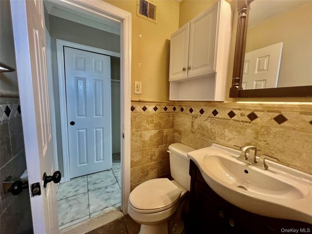 85-11 164th Avenue, Howard Beach, NY 11414