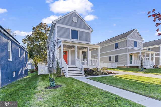 725 60TH PL, Capitol Heights, MD 20743