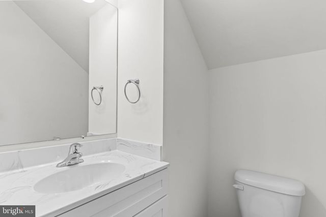 725 60TH PL, Capitol Heights, MD 20743