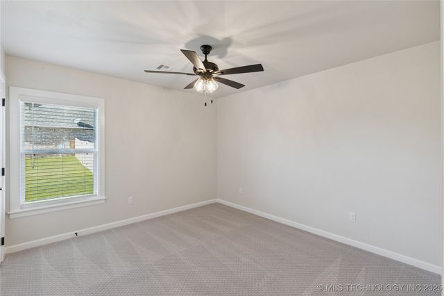 17527 S 52nd East Avenue, Bixby, OK 74008