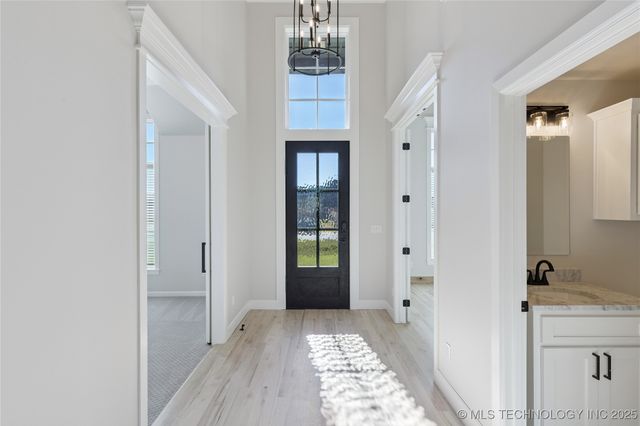 17527 S 52nd East Avenue, Bixby, OK 74008