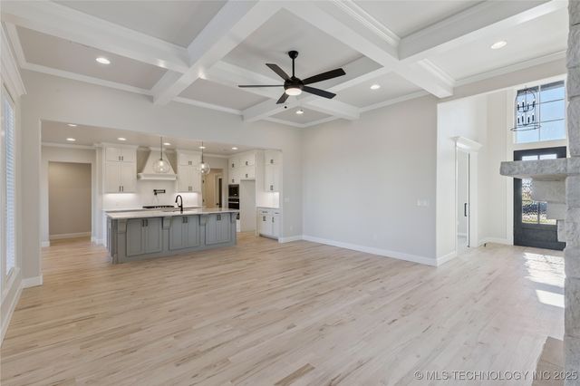 17527 S 52nd East Avenue, Bixby, OK 74008