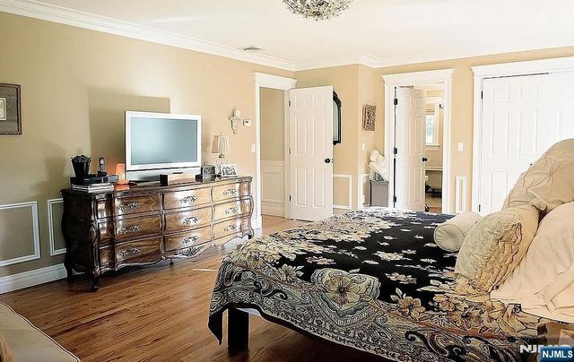 7 Goose Cove Lane, Ramsey, NJ 07446