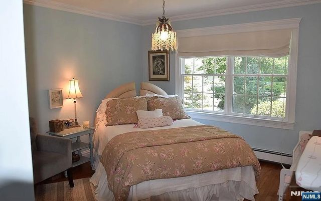 7 Goose Cove Lane, Ramsey, NJ 07446