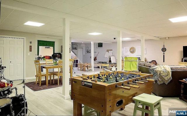 7 Goose Cove Lane, Ramsey, NJ 07446