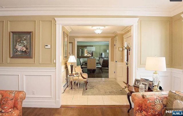 7 Goose Cove Lane, Ramsey, NJ 07446