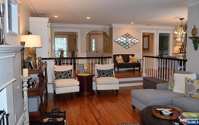 7 Goose Cove Lane, Ramsey, NJ 07446