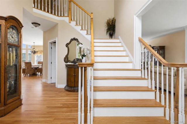 40 Winter Park Drive, Hopewell Junction, NY 12533