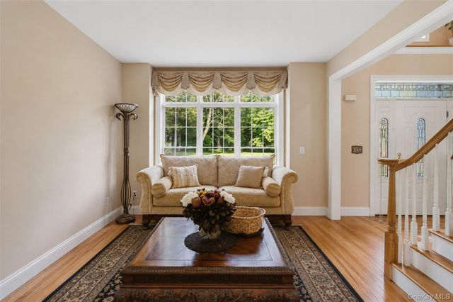 40 Winter Park Drive, Hopewell Junction, NY 12533