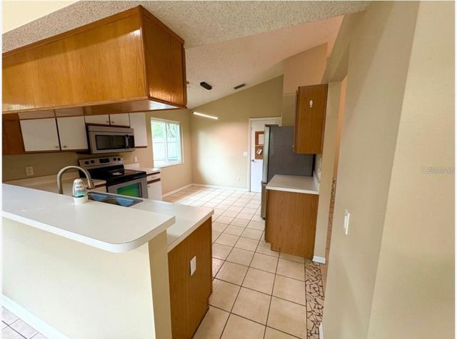 4304 BARRET AVENUE, Plant City, FL 33566