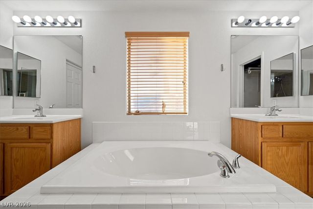 7313 Rietz Canyon Street, Las Vegas, NV 89131