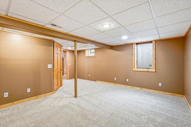 1799 Lindy Avenue, Roseville, MN 55113