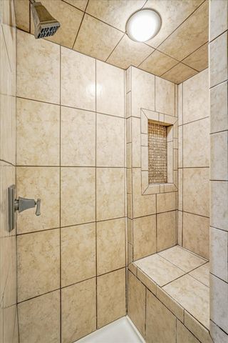 1799 Lindy Avenue, Roseville, MN 55113